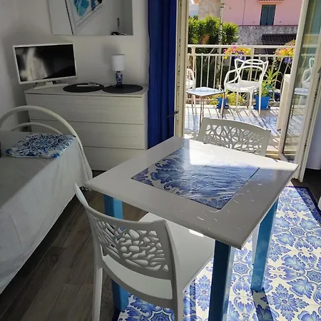 Casa Azzurra Lägenhet *